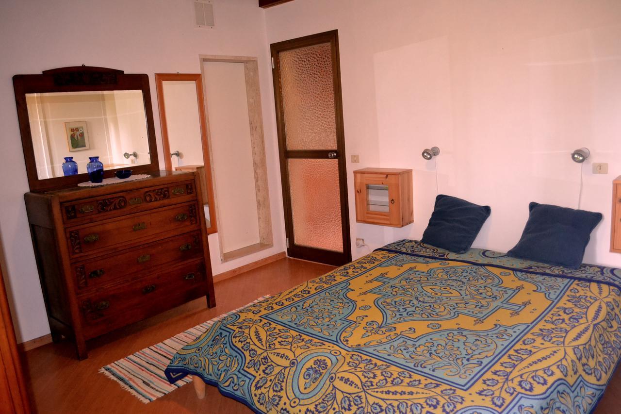 Casa Furrer Aparthotel Tirrenia Bilik gambar