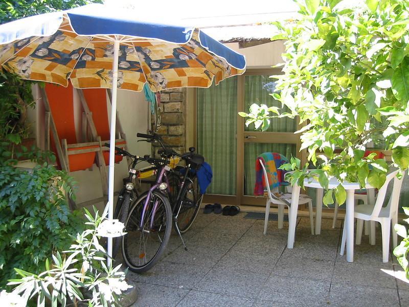Casa Furrer Aparthotel Tirrenia Luaran gambar
